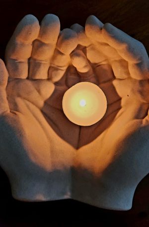 Hand cast resin hands