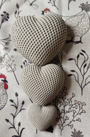 Hand cast stacked hearts